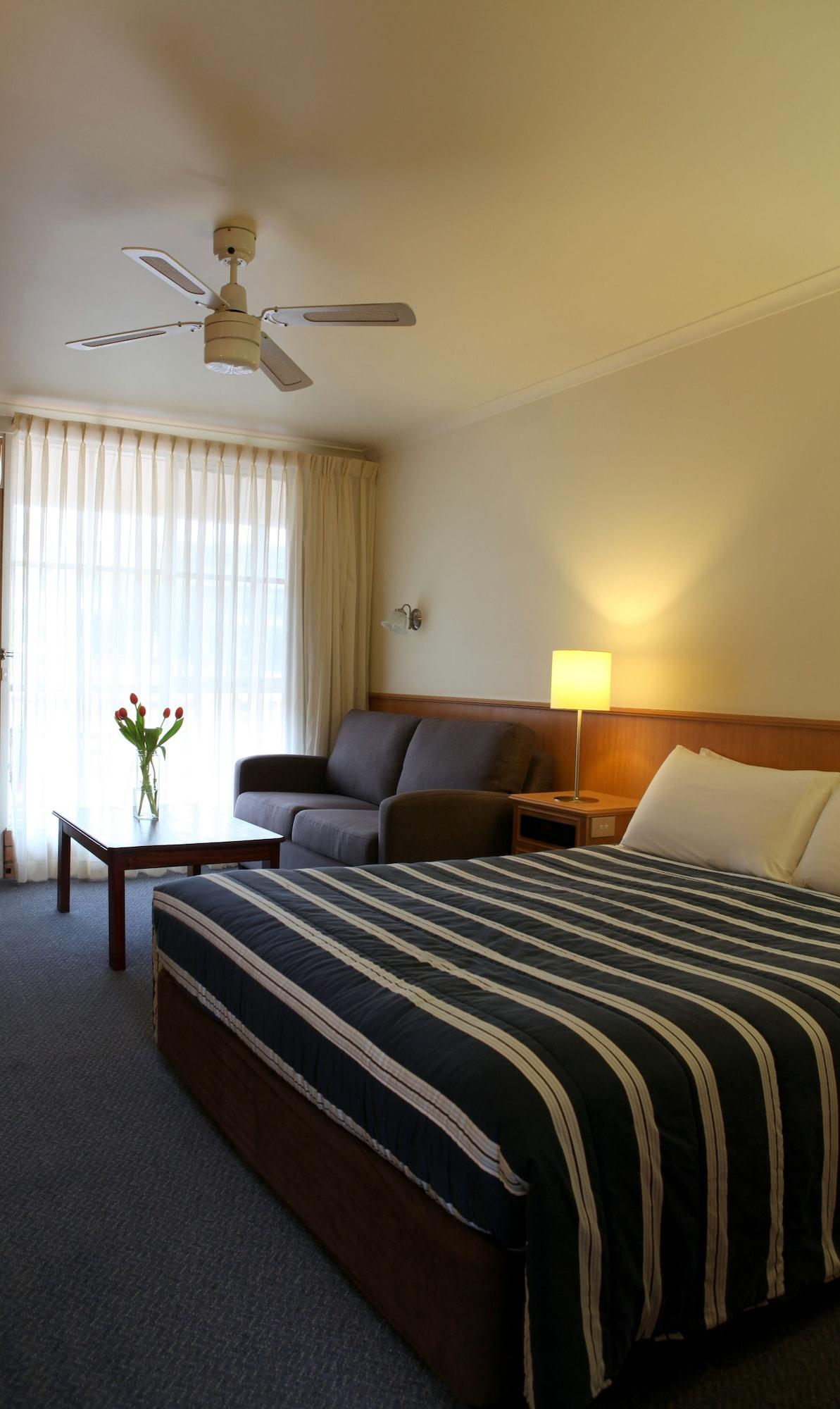 Summerhill Motor Inn (Adults Only) Merimbula Εξωτερικό φωτογραφία