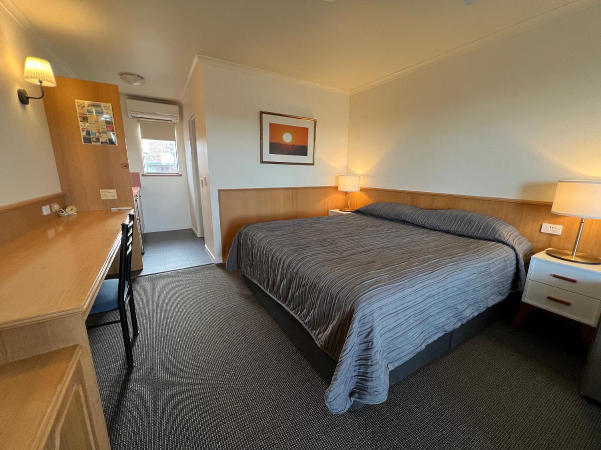 Summerhill Motor Inn (Adults Only) Merimbula Εξωτερικό φωτογραφία