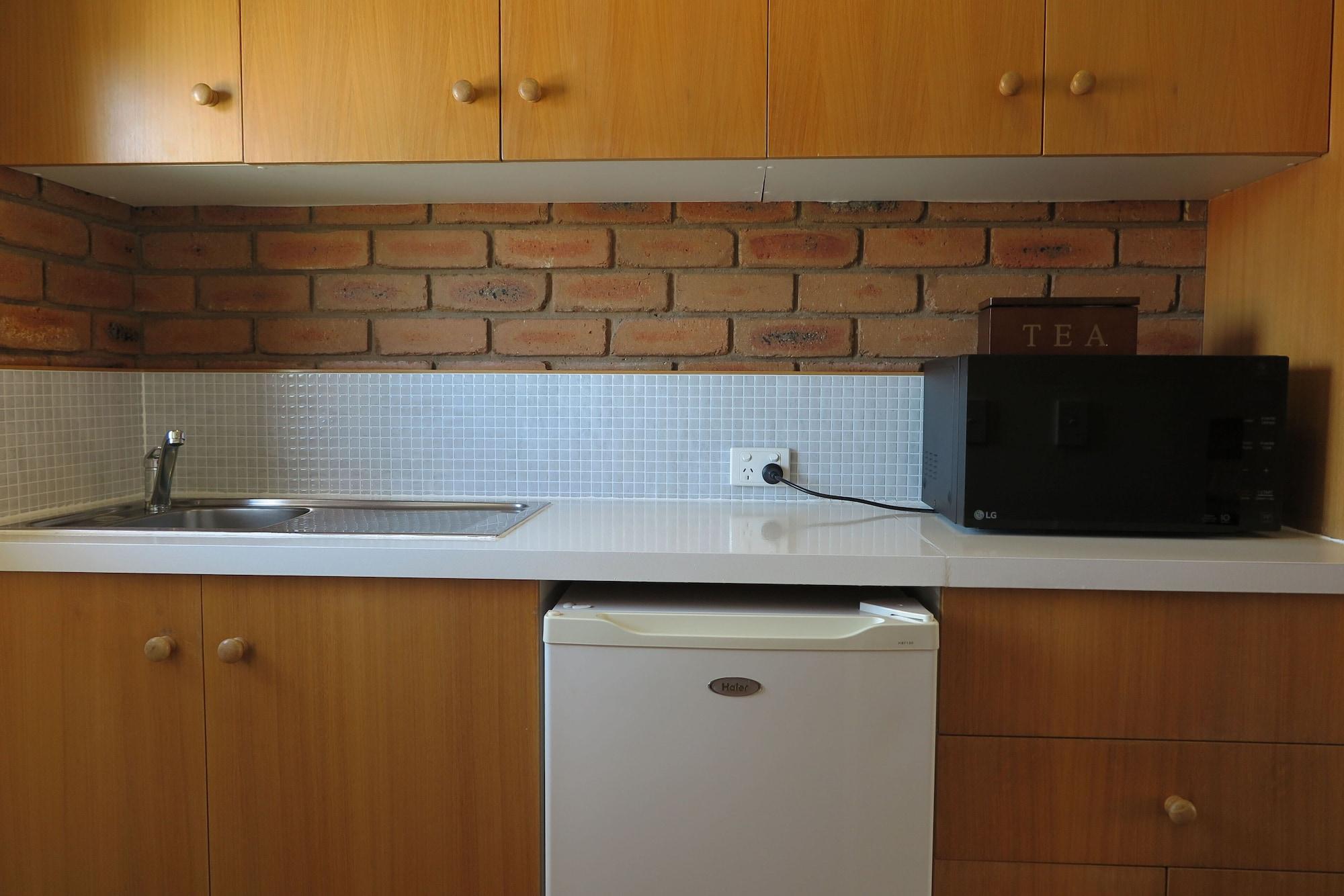 Summerhill Motor Inn (Adults Only) Merimbula Εξωτερικό φωτογραφία
