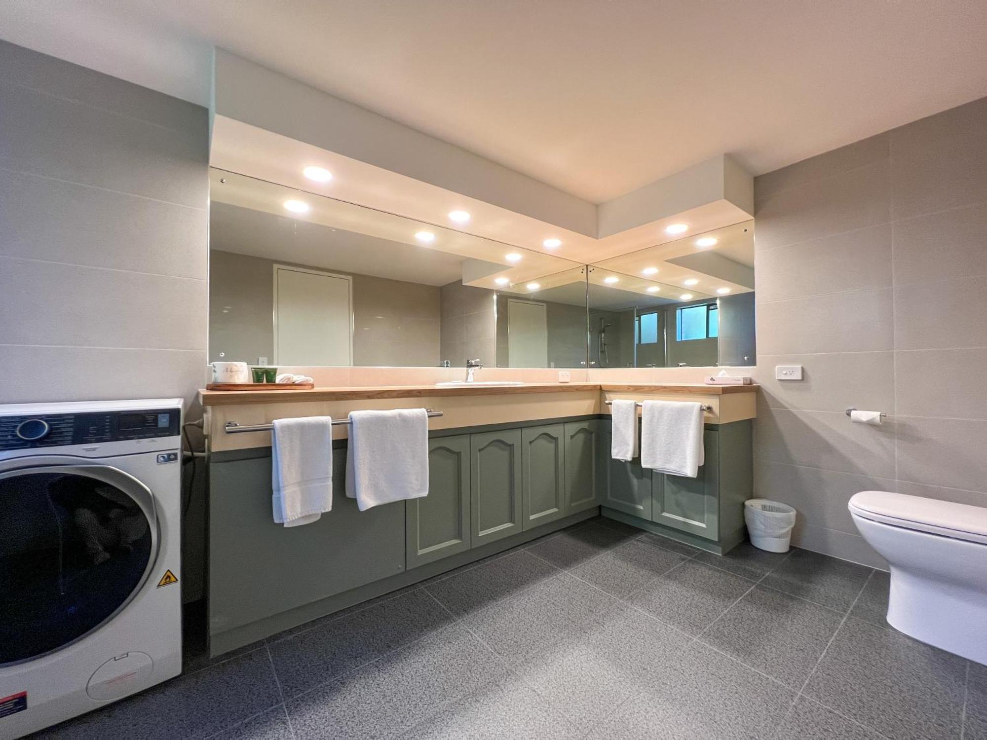 Summerhill Motor Inn (Adults Only) Merimbula Εξωτερικό φωτογραφία
