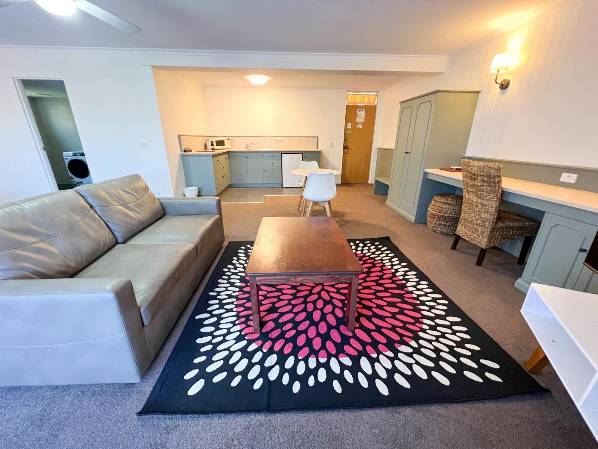 Summerhill Motor Inn (Adults Only) Merimbula Εξωτερικό φωτογραφία