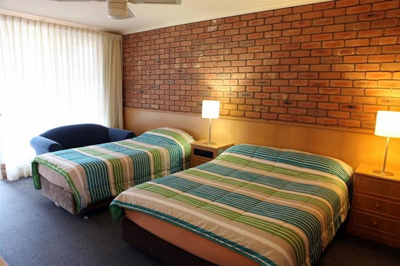 Summerhill Motor Inn (Adults Only) Merimbula Εξωτερικό φωτογραφία
