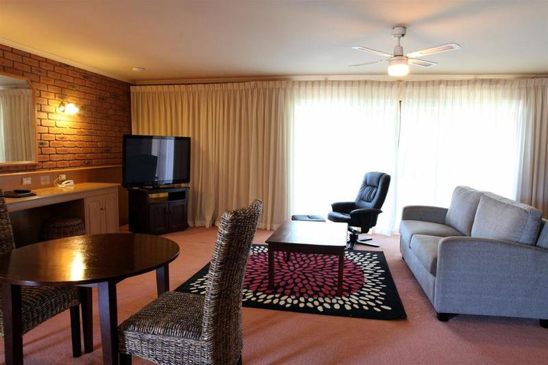 Summerhill Motor Inn (Adults Only) Merimbula Εξωτερικό φωτογραφία