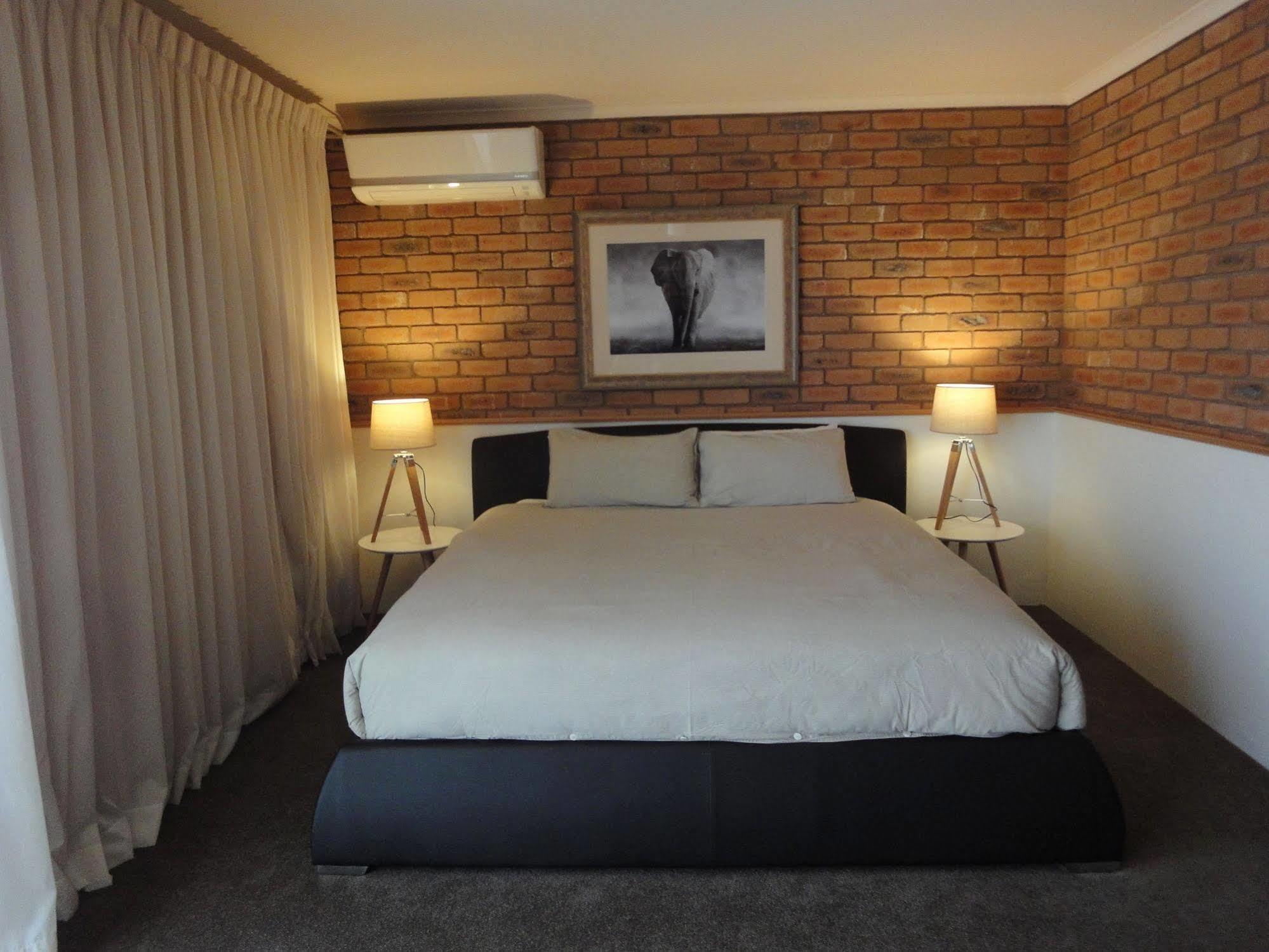 Summerhill Motor Inn (Adults Only) Merimbula Εξωτερικό φωτογραφία